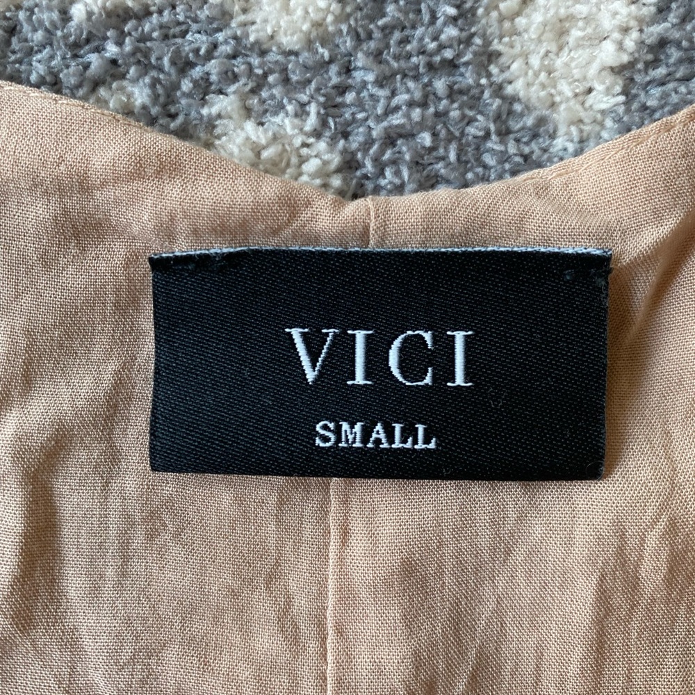 VICI mini dress - Picture 3 of 3
